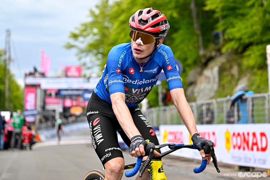 Giro d'Italia: Ruthless Vingegaard pounces on Gall to win stage 9 summit finish